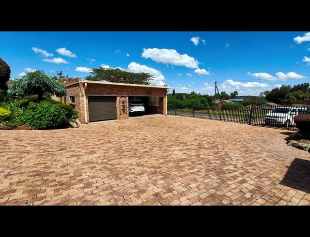 3 BEDROOM HOUSE FOR SALE IN VAAL MARINA